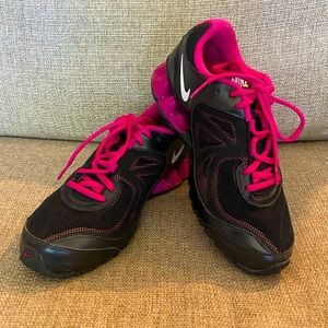 Women’s Nike Reax Run 7 sneaker